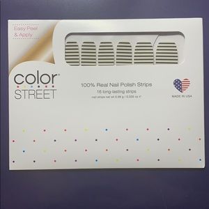 Color Street Between the Lines